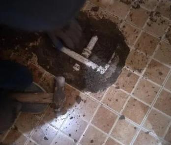 延平卫生间漏水维修公司为您分享下卫生间渗水如何处理及注意事项